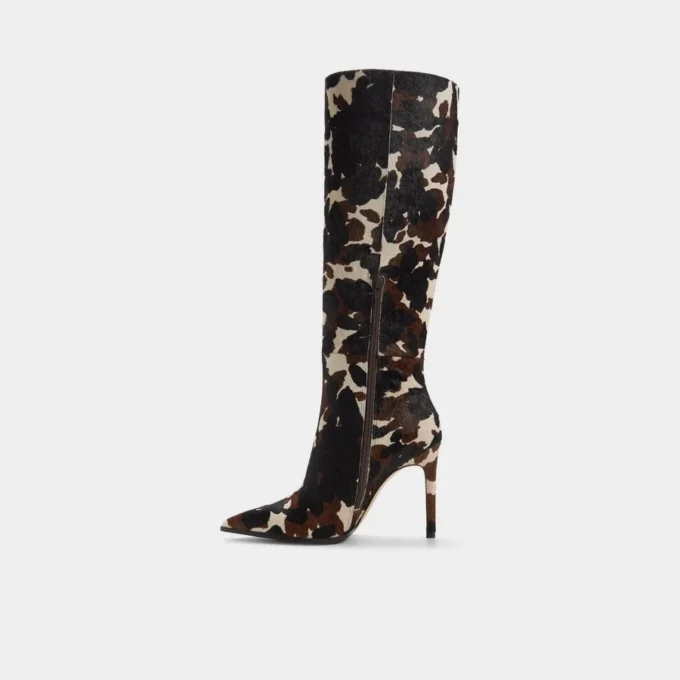 Bottes à talons aiguilles montant jusqu&rsquo;aux genoux Alabrenda