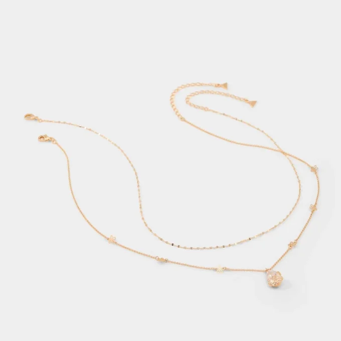 Collier en forme de goutte Collier en forme de goutte