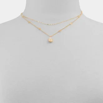 Collier en forme de goutte