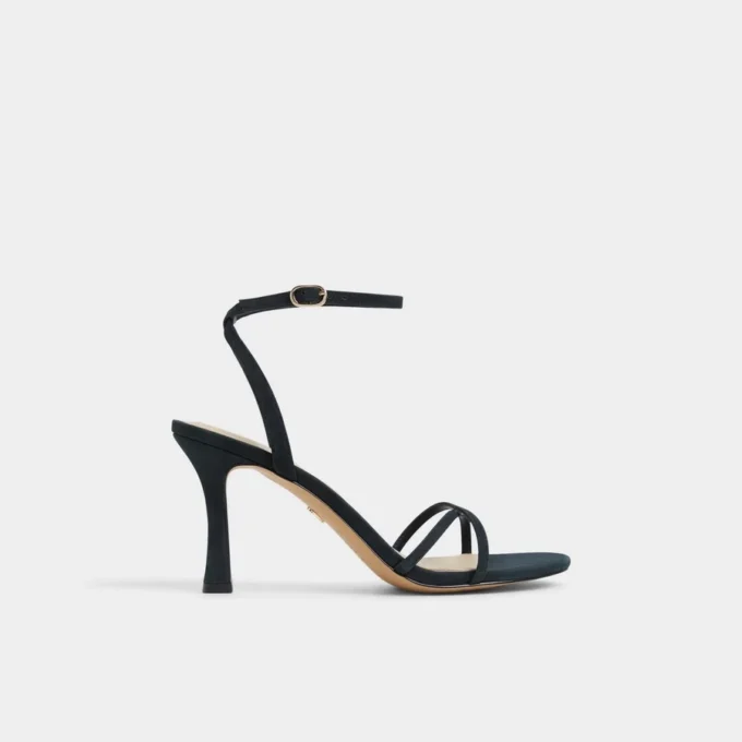 Marbela Sandale à talons et lanières Marbela Sandale à talons et lanières