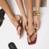 Tongs Leonnia
